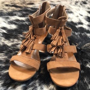 Size 7 fringe sandals